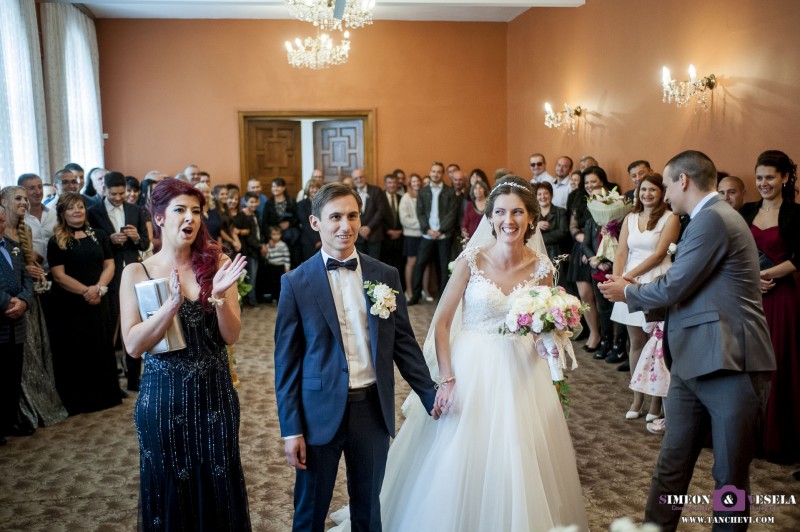 Сватбата на Иванка и Кирил - Сватбен фотограф и сватбено видеозаснемане в Пловдив